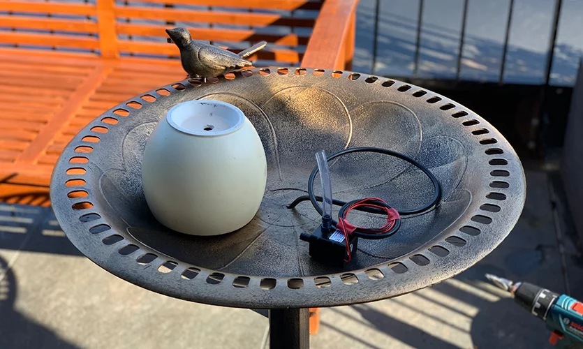 diy waterfountain wasserpumpe bird bath vogelbad
